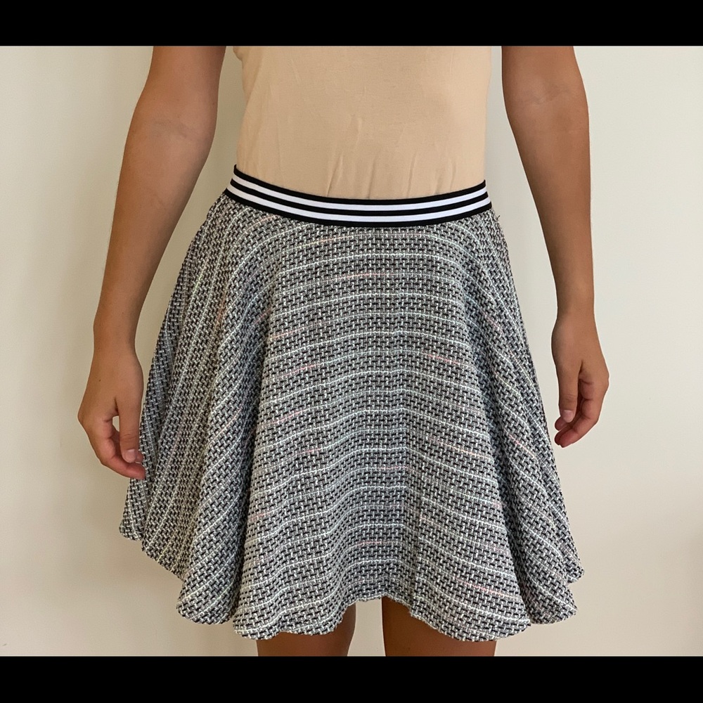 BCBGENERATION TWEED FLAIR SKIRT .